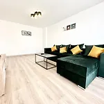 Urban Plaza Astra - Rise Private & Braşov