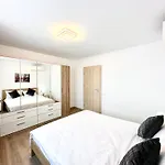 Urban Plaza Astra - Rise Private & Braşov