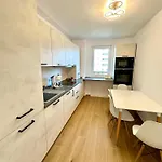 Apartamento Urban Plaza Astra - Rise Private & Braşov