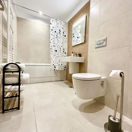 Urban Plaza Astra - Rise Private &