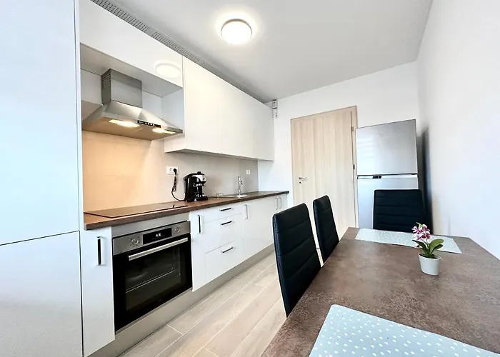 Urban Plaza Astra - Rise Private & Braşov