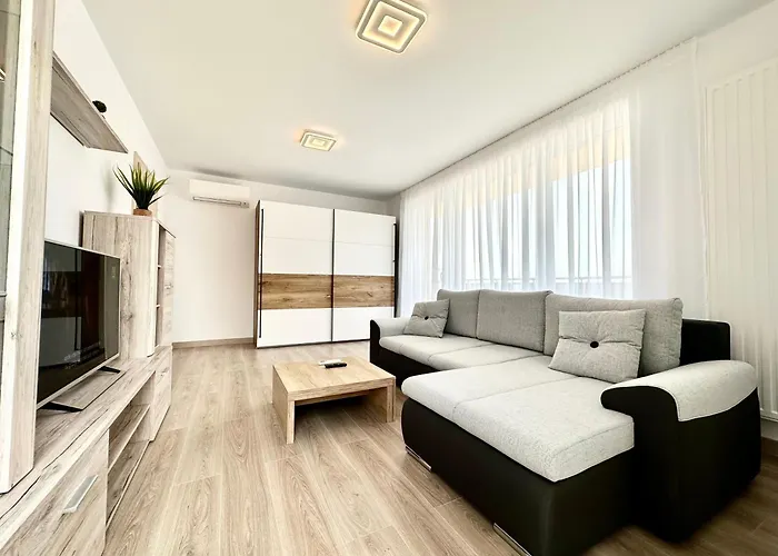 Urban Plaza Astra - Rise Private & Appartamento *