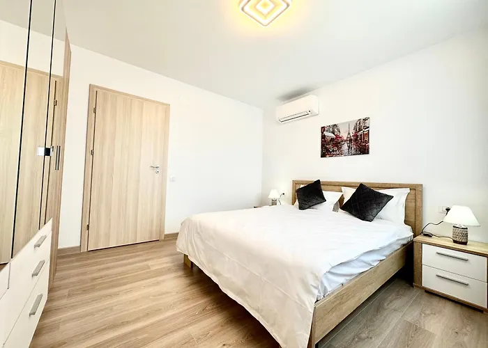 Appartamento Urban Plaza Astra - Rise Private &